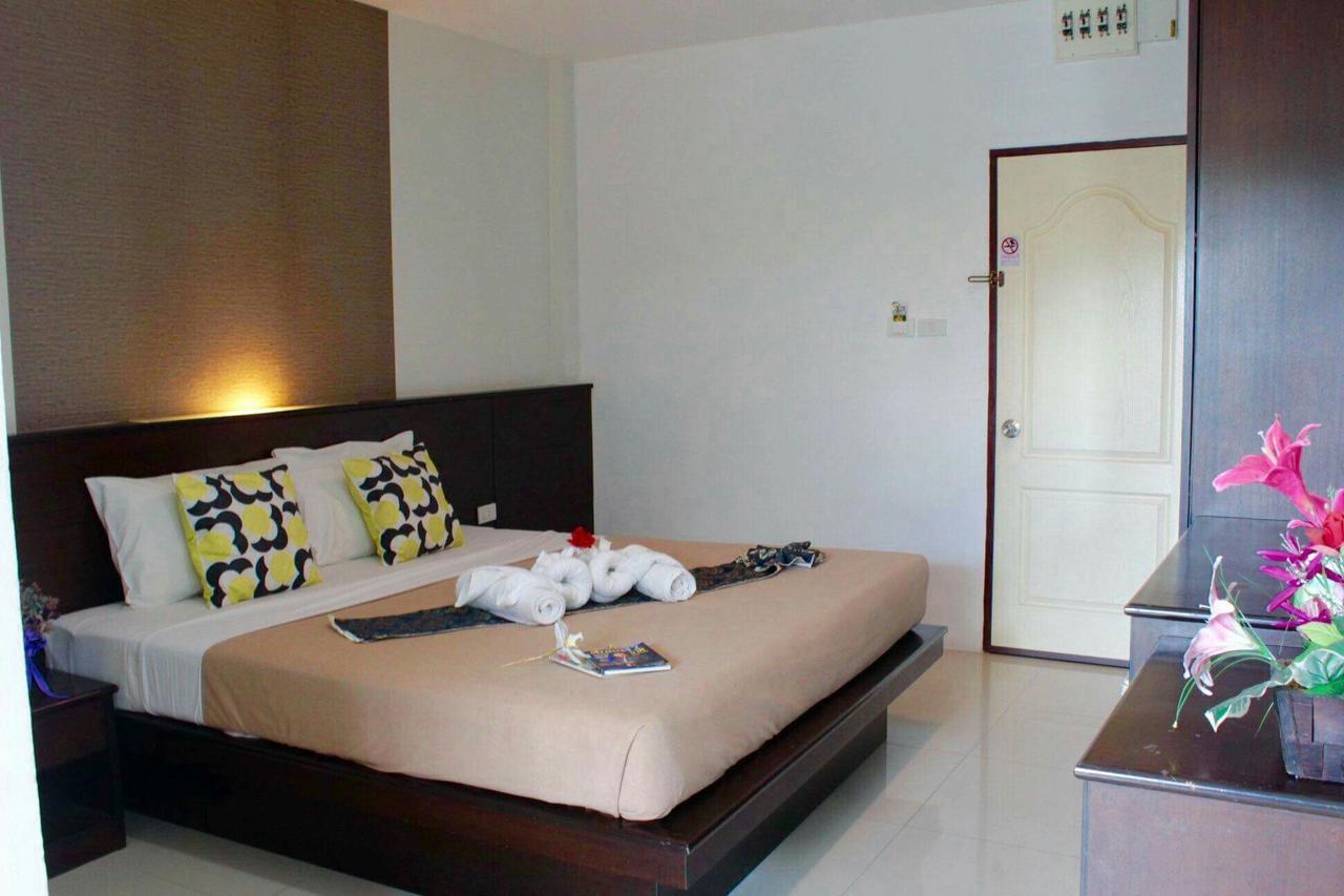 Phuthara Mansion Apartment Phuket Ngoại thất bức ảnh